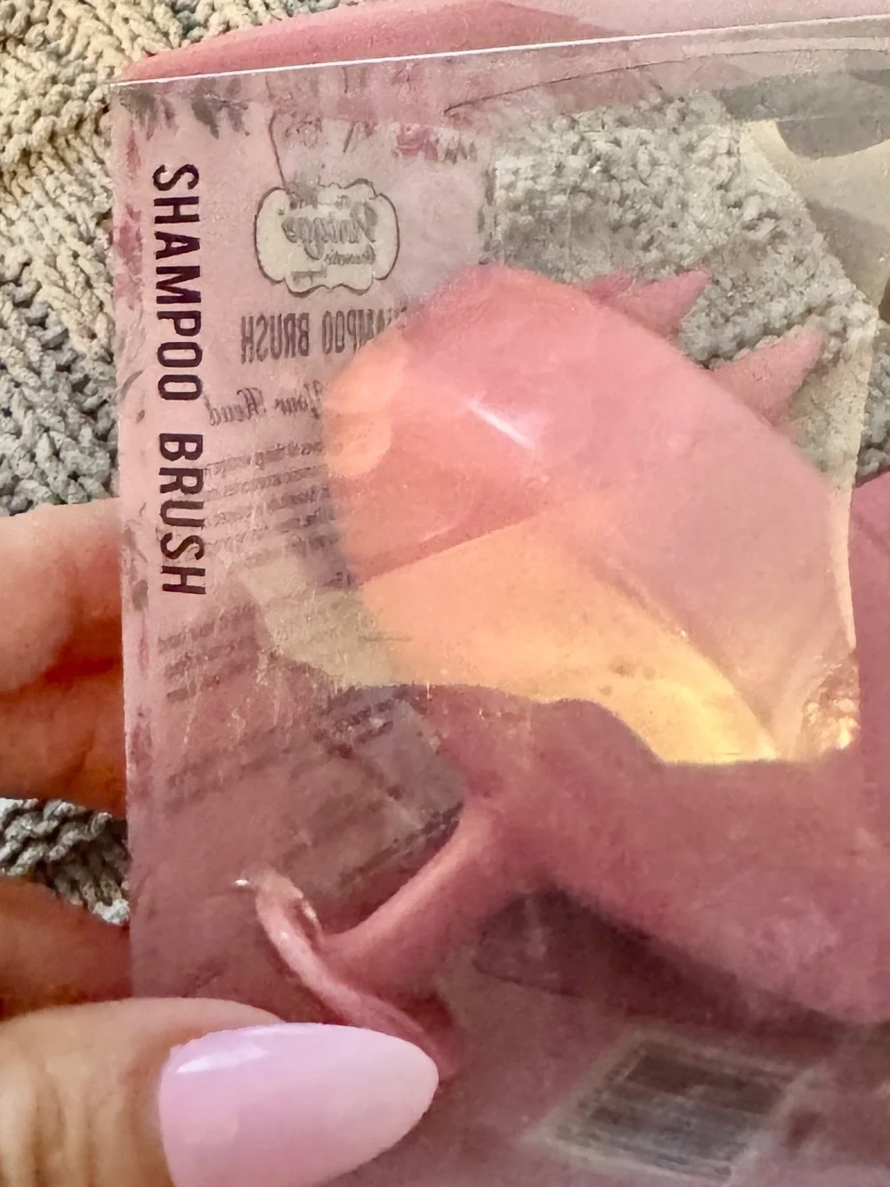 The Vintage Cosmetic Company Pink Shampoo Brush